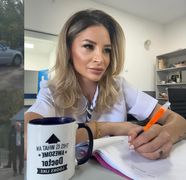 Au apărut primele imagini cu sicriul Ștefaniei Szabo. Trupul medicului a fost depus la capela din curtea Spitalului Județean din Buzău